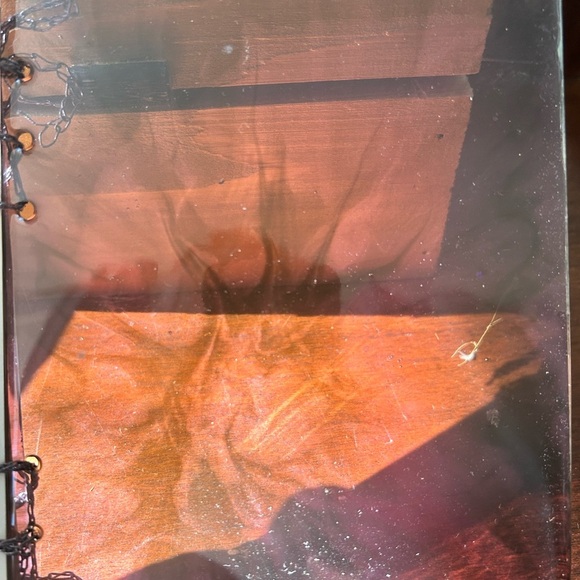 Handcrafted resin Book of Shadows with paper inside- perfect gift - Picture 6 of 9